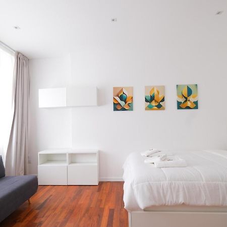 The Apulian Loft II Bari - Via Celentano Apartman Kültér fotó