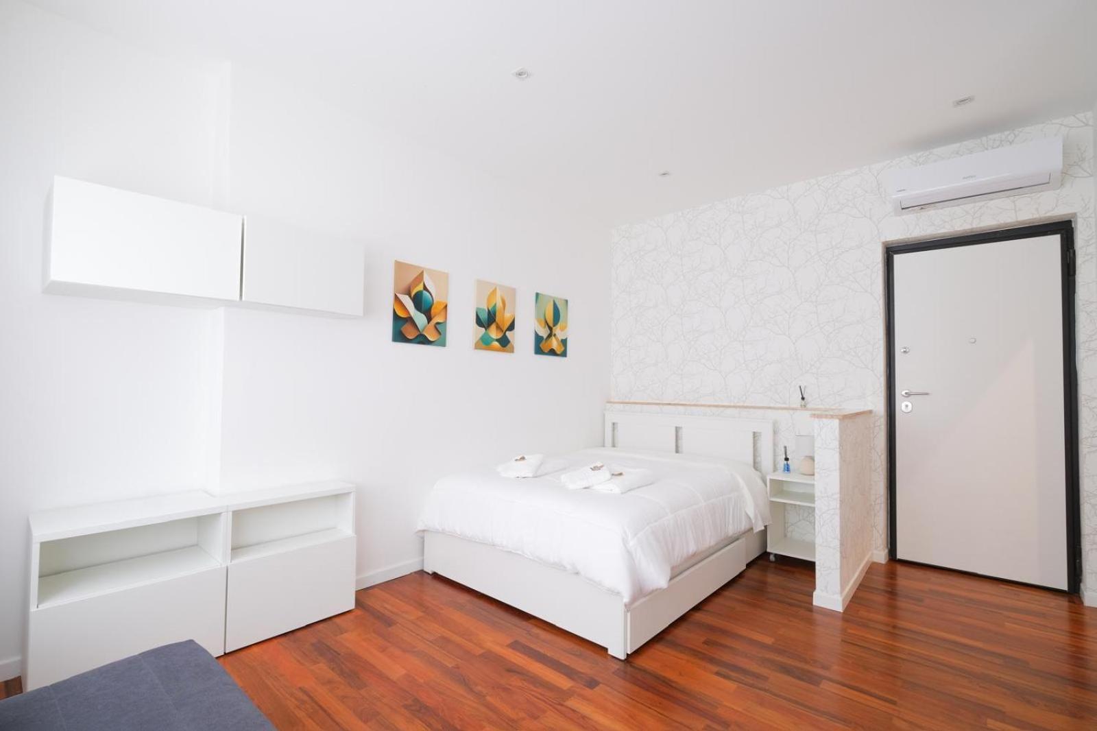 The Apulian Loft II Bari - Via Celentano Apartman Kültér fotó