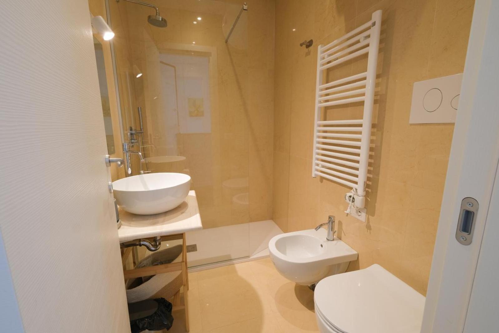 The Apulian Loft II Bari - Via Celentano Apartman Kültér fotó